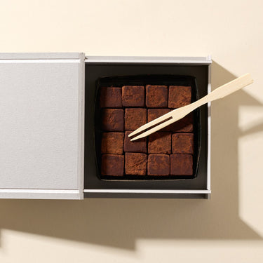Dandelion Chocolate Kinu Chocolate: Hojicha